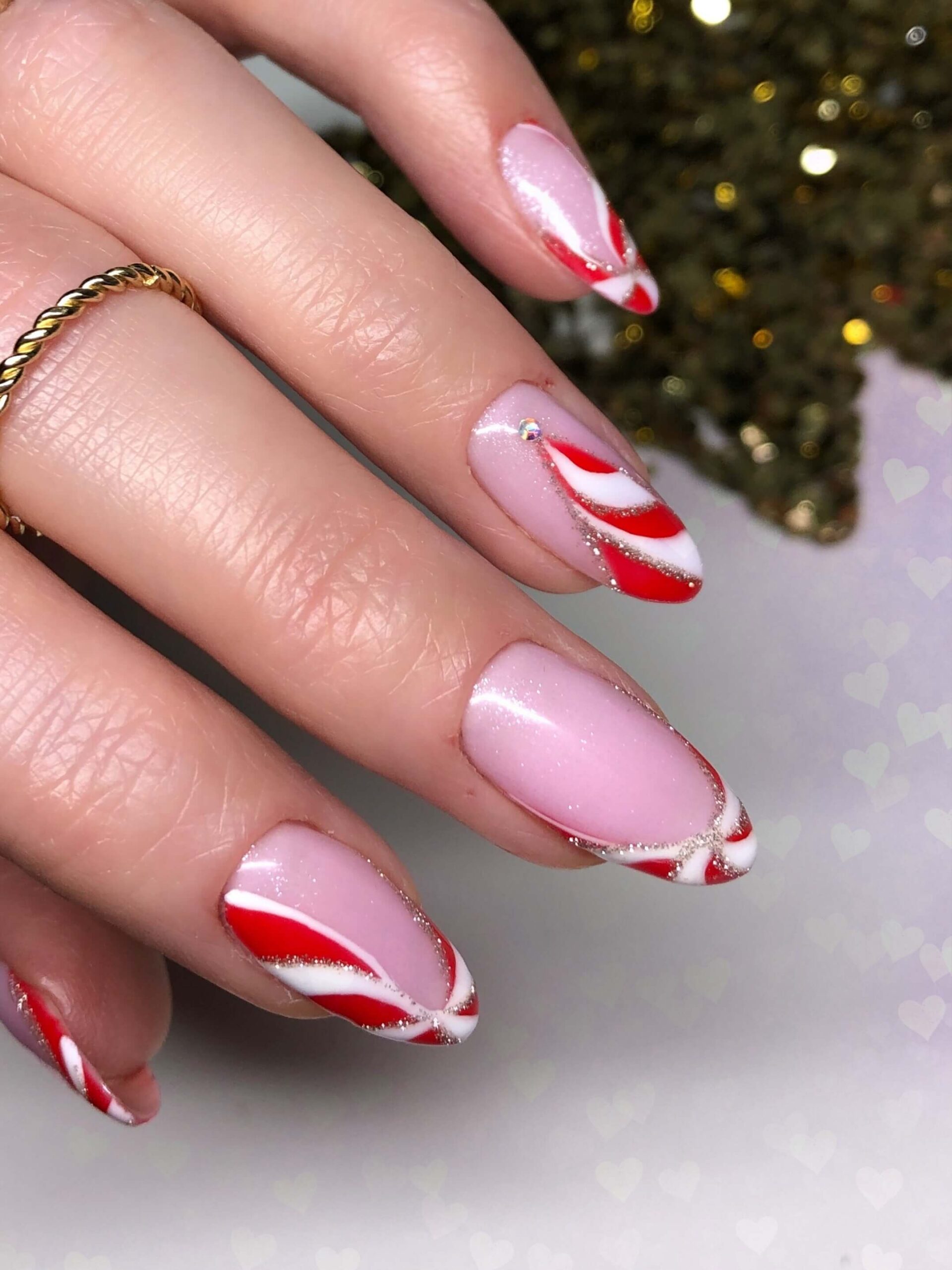 Świąteczne paznokcie pinterest paznokcie na święta cosmetology lab