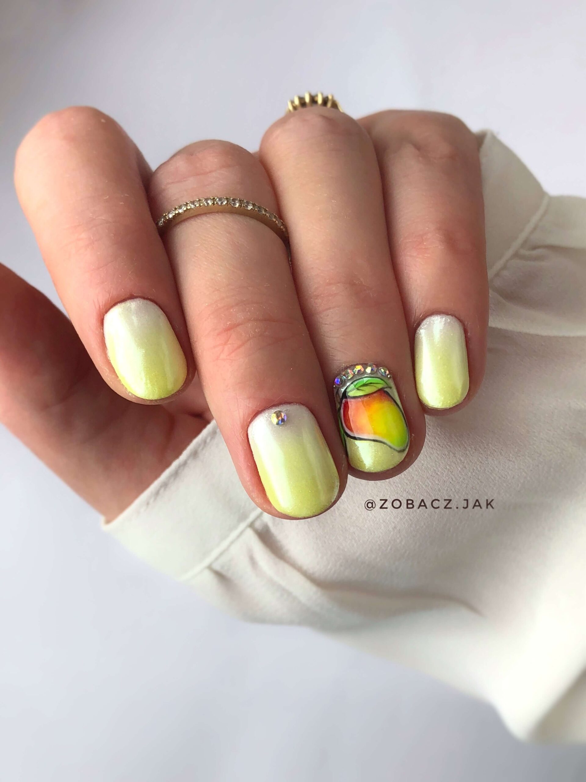 owocowe paznokcie zdobienia kurs online cosmetology lab wakacyjne zdobienia najmodniejsze